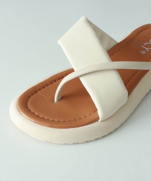Miniministore(ミニミニストア)の「トングサンダル 厚底サンダル 美脚 夏靴(サンダル・レディース・キャメル/ブラック/アイボリー・25.0cm/24.5cm/24.0cm/23.5cm/23.0cm/22.5cm)」の8枚目の写真