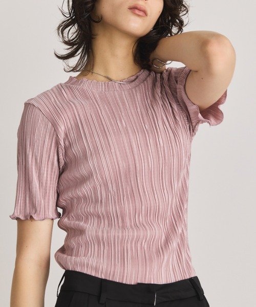 Aunt Marie's（アントマリーズ）の「ミニプリーツハーフスリーブトップス / 5色展開（Tシャツ/カットソー・レディース・ピンク/アイボリー/ブラック/グレイッシュベージュ/ブルー・FREE）」の2枚目の写真