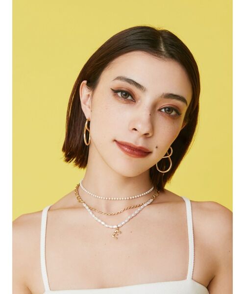 EVRIS（エヴリス）の「E MOTIF 3連ネックレス（ネックレス・レディース・ゴールド/シルバー・FREE）」の4枚目の写真