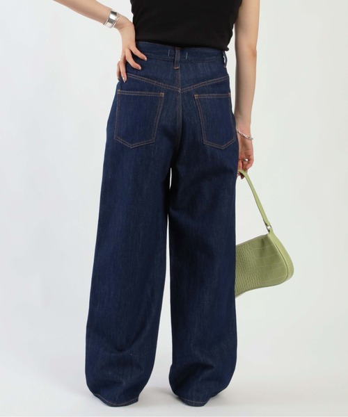 1chaku.（イッチャク）の「ストレートデニムワイドパンツ（デニムパンツ・レディース・ブラック/インディゴブルー・マルチサイズ）」の10枚目の写真