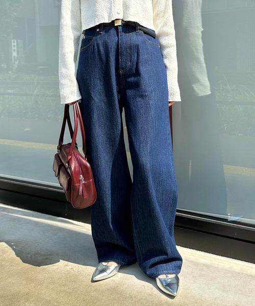 1chaku.（イッチャク）の「ストレートデニムワイドパンツ（デニムパンツ・レディース・ブラック/インディゴブルー・マルチサイズ）」の17枚目の写真