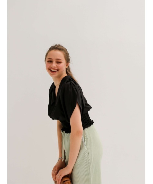 Katrin TOKYO(カトリーントーキョー)の「shiny pleats pants(その他パンツ・レディース・ダークオレンジ/ライトグリーン/ベージュ/ブラック/ライラック・FREE)」の16枚目の写真