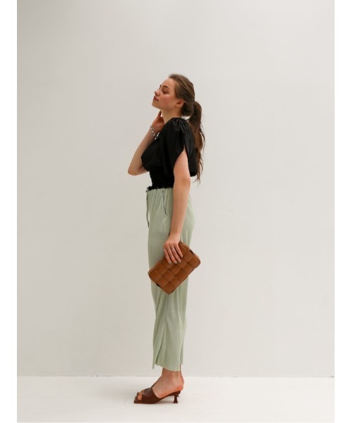 Katrin TOKYO(カトリーントーキョー)の「shiny pleats pants(その他パンツ・レディース・ダークオレンジ/ライトグリーン/ベージュ/ブラック/ライラック・FREE)」の15枚目の写真