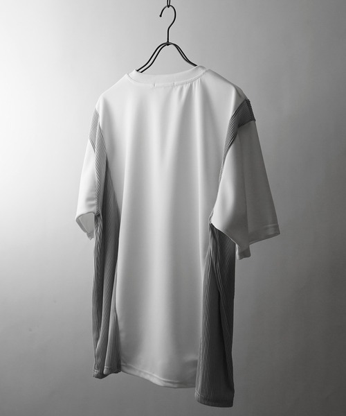 Confirm(コンファーム)の「異素材切替Tシャツ(Tシャツ/カットソー・メンズ・ブラック/ホワイト/グレー・L/M)」の4枚目の写真