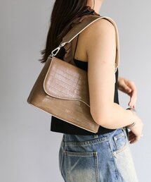 【3色展開】loti クロコビーンズフラップショルダー