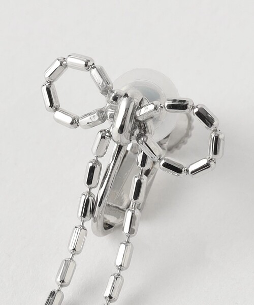 green label relaxing（グリーンレーベルリラクシング）の「リボン ボールチェーン イヤリング（イヤリング・レディース・ゴールド/シルバー・FREE）」の9枚目の写真