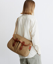 ARIEL TROUT LARGE｜BradyBags 公式オンラインストア