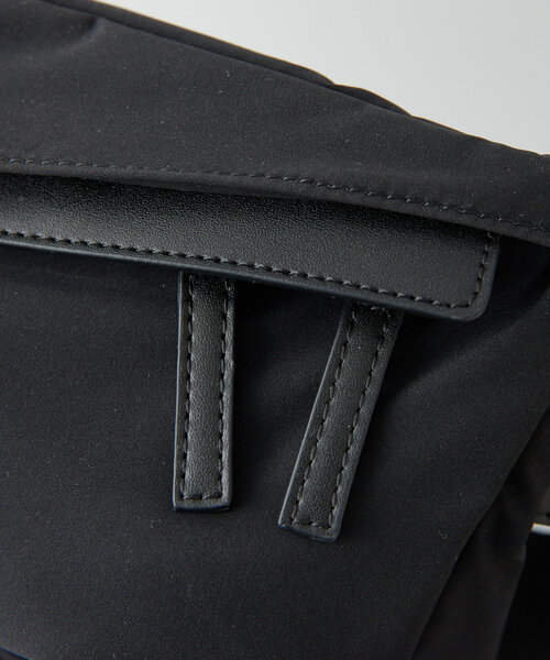 ear PAPILLONNER（イアパピヨネ）の「【c/est（シーエ）】ツイスト