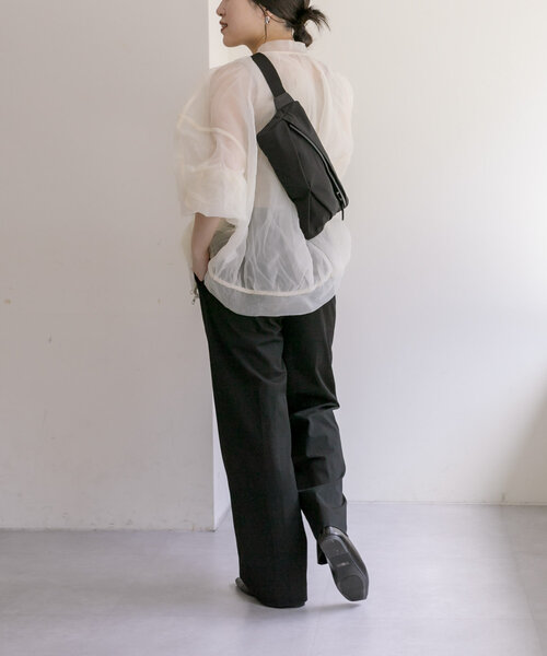 ear PAPILLONNER（イアパピヨネ）の「【c/est（シーエ）】ツイスト