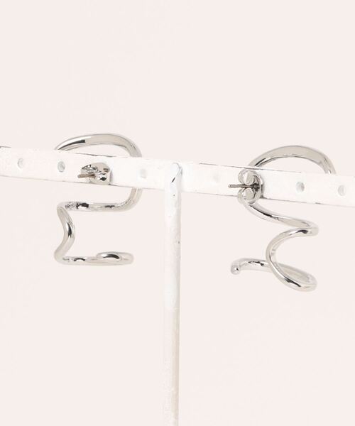 CIAOPANIC TYPY（チャオパニックティピー）の「lilメタルスパイラルピアス（ピアス（両耳用）・レディース・ゴールド/シルバー・ONE SIZE）」の8枚目の写真