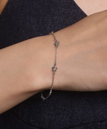 LHME（エルエイチエムイー）の「【WEB限定】“Moment”プチフラワーブレスレット/サージカルステンレス（金属アレルギー対応）【LHME / エルエイチエムイー】（ブレスレット）」