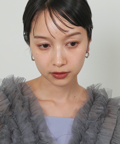 Kana(カナ)の「ダブル ライン クロス ピアス 結婚式 お呼ばれ オケージョン(ピアス(両耳用)・レディース・シルバー/ゴールド・フリー)」の4枚目の写真