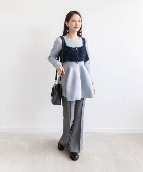 RANDA（ランダ）の「シャギービスチェセットペプラムニットトップス（ニット/セーター・レディース・ブルー/ホワイト/ベージュ・FREE）」の12枚目の写真