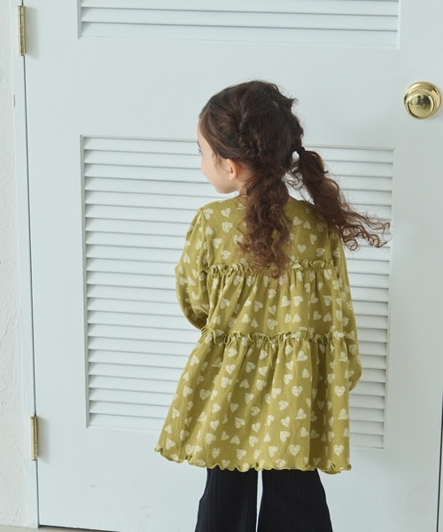 pairmanon(ペアマノン)の「楊柳天竺 総柄 配色メロー ティアード チュニック(チュニック・キッズ・ブラック系その他/ホワイト系その他/ベージュ系その他/グリーン系その他・100/110/120/130/140/150/90)」の14枚目の写真