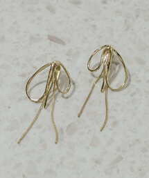 SMELLY | ニュアンスリボンスネークチェーンイヤリング(イヤリング)