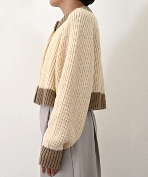 STYLEBLOCK（スタイルブロック）の「ブークレーバイカラーショートニットカーディガン（カーディガン/ボレロ・レディース・イエロー/グレー系その他/チャコールグレー/ホワイト系その他・M）」の7枚目の写真