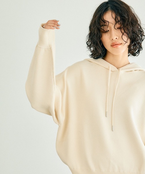 LEPSIM(レプシィム)の「12ゲージニットフーディー 133271(ニット/セーター・レディース・チャコールグレー/アイボリー・FREE)」の6枚目の写真