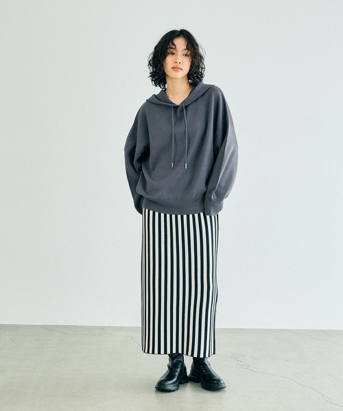 LEPSIM(レプシィム)の「12ゲージニットフーディー 133271(ニット/セーター・レディース・チャコールグレー/アイボリー・FREE)」の14枚目の写真