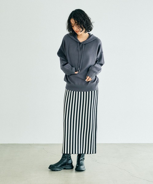 LEPSIM(レプシィム)の「12ゲージニットフーディー 133271(ニット/セーター・レディース・チャコールグレー/アイボリー・FREE)」の16枚目の写真