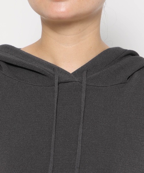 LEPSIM(レプシィム)の「12ゲージニットフーディー 133271(ニット/セーター・レディース・チャコールグレー/アイボリー・FREE)」の21枚目の写真