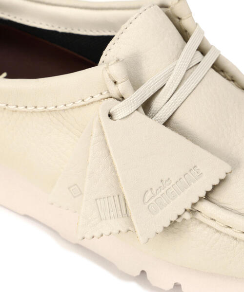 Clarks（クラークス）の「CLARKS/クラークス WALLABEE GTX ワラビーゴアテックス　レディース（モカシン/デッキシューズ・レディース・ブラック/ブラック系その他/ホワイト・4.5/5/5.5）」の9枚目の写真
