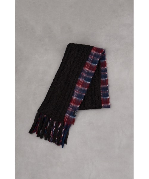 AZUL by moussy（アズールバイマウジー）の「ドッキングロングマフラー（マフラー・メンズ・レッド系その他/ブラック系その他・FREE）」の11枚目の写真