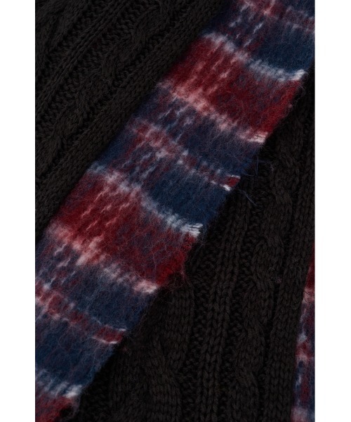 AZUL by moussy（アズールバイマウジー）の「ドッキングロングマフラー（マフラー・メンズ・レッド系その他/ブラック系その他・FREE）」の13枚目の写真