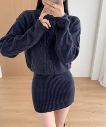 【新品未使用】 　 ケーブルニットワンピース　ネイビー ケーブルニット」に該当するワンピース（ブルー・ネイビー/青色