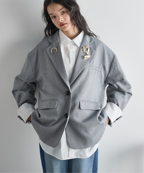 THE YOn(ザヨン)の「タックカーブスリーブテーラードジャケット(テーラードジャケット・レディース・グレー/ベージュ・FREE)」の6枚目の写真