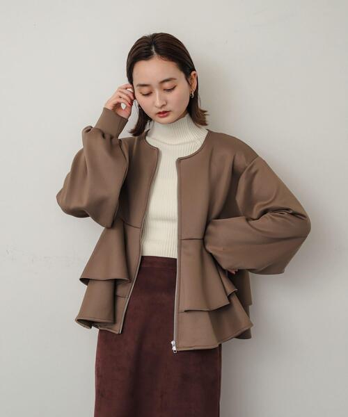 SENSE OF PLACE by URBAN RESEARCH（センスオブプレイスバイアーバンリサーチ）の「フリルペプラムジップカーディガン（カーディガン/ボレロ・レディース・モカ/チャコールグレー/ブラック/アイボリー・ONE）」の6枚目の写真