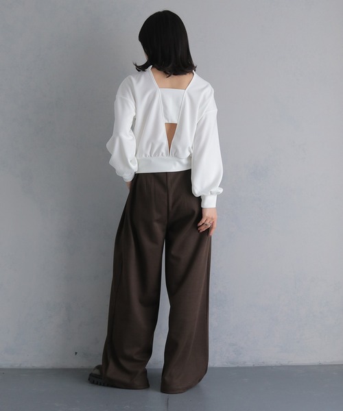cheriella(シェリエラ)の「【cheriella】2WAYカットジョーゼットバックデザイントップス 2-WAY CUT GEORGETTE BACK DESIGN TOPS(Tシャツ/カットソー・レディース・ブラック/ライトグレー/ホワイト・M)」の6枚目の写真