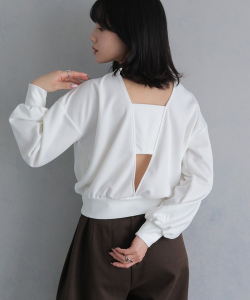 cheriella(シェリエラ)の「【cheriella】2WAYカットジョーゼットバックデザイントップス 2-WAY CUT GEORGETTE BACK DESIGN TOPS(Tシャツ/カットソー・レディース・ブラック/ライトグレー/ホワイト・M)」の5枚目の写真