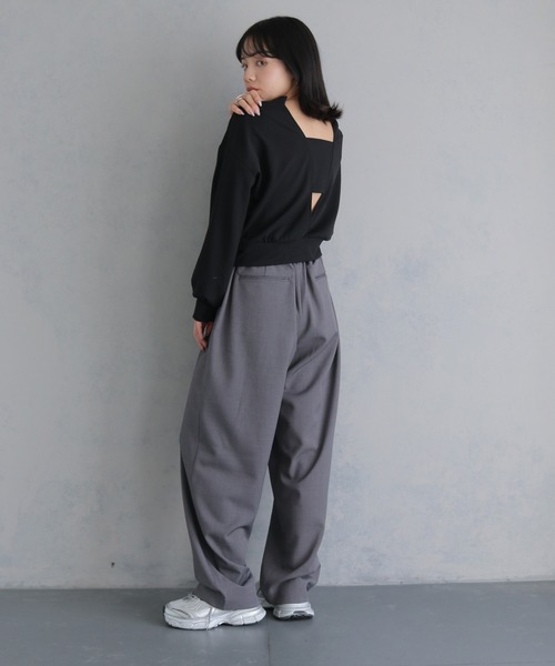 cheriella(シェリエラ)の「【cheriella】2WAYカットジョーゼットバックデザイントップス 2-WAY CUT GEORGETTE BACK DESIGN TOPS(Tシャツ/カットソー・レディース・ブラック/ライトグレー/ホワイト・M)」の17枚目の写真