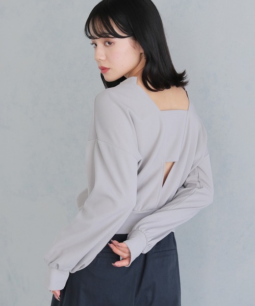 cheriella(シェリエラ)の「【cheriella】2WAYカットジョーゼットバックデザイントップス 2-WAY CUT GEORGETTE BACK DESIGN TOPS(Tシャツ/カットソー・レディース・ブラック/ライトグレー/ホワイト・M)」の21枚目の写真