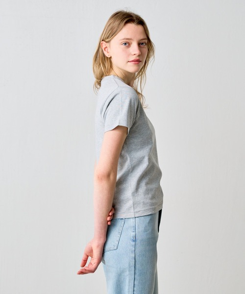 COLONY 2139(コロニートゥーワンスリーナイン)の「32/2コットンテディTシャツ(Tシャツ/カットソー・レディース・サックスブルー/ブラック/ネイビー/グレー/ピンク/ブラウン/ホワイト・MEDIUM/SMALL/LARGE)」の19枚目の写真