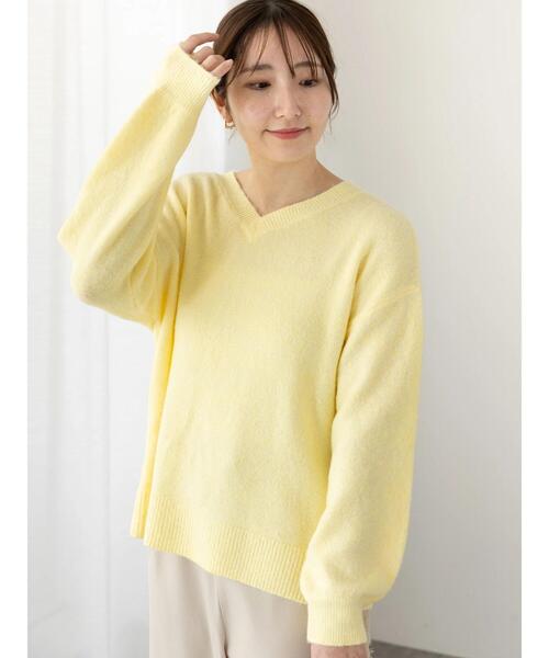 Te chichi TERRASSE（テチチテラス）の「メランジVネックニット（ニット/セーター・レディース・イエロー/サックスブルー/チャコールグレー/グレー・F）」の9枚目の写真