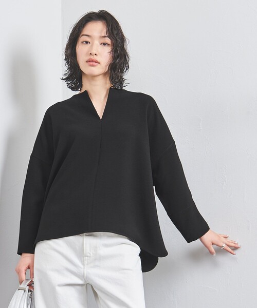 UNITED ARROWS（ユナイテッドアローズ）の「COMFY スリットノーカラー プルオーバー -吸水速乾 UVカット ウォッシャブル-（シャツ/ブラウス・レディース・オフホワイト/ブラック/ワインレッド・36/38）」の5枚目の写真