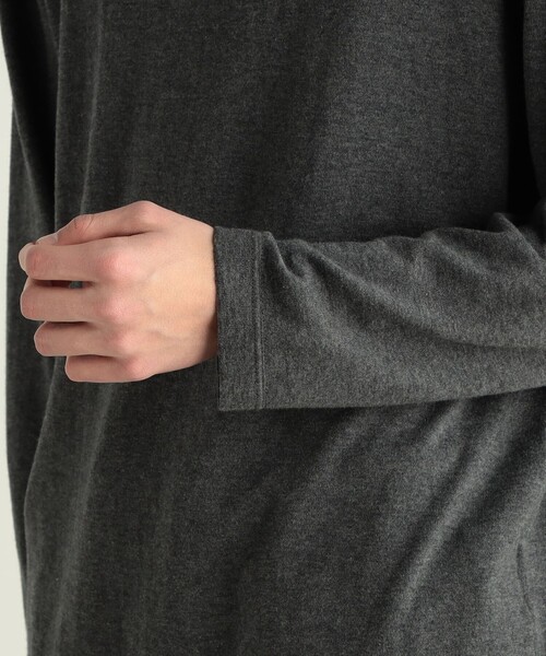 EDITION（エディション）の「コットンカシミヤ ロングスリーブトップス（Tシャツ/カットソー・メンズ・ブラック/チャコールグレー・L/M/S）」の9枚目の写真