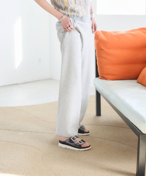 carino(カリーノ)の「厚底ビジューバックルサンダル(サンダル・レディース・シルバー/ブラック/アイボリー・S/M/L/LL)」の12枚目の写真