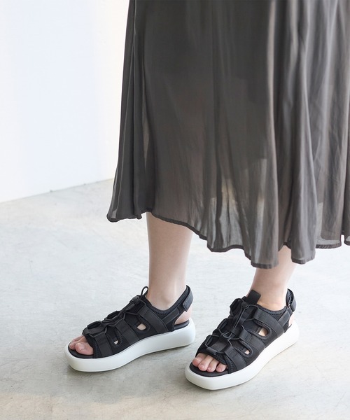 coca(ANDEX shoes product)(コカ)の「厚底 レースアップ ダッド スポーツサンダル(サンダル・レディース・ブラック/ブラック系その他・SMALL/MEDIUM/LARGE)」の6枚目の写真