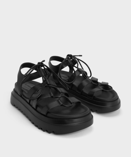 CHARLES & KEITH（チャールズ & キース）の「グラディエーター レースアップフラットフォームサンダル（サンダル・レディース・ブラック/ベージュ・22.5cm/23cm/23.5cm/24.5cm/25cm/25.5cm/26.5cm）」の3枚目の写真