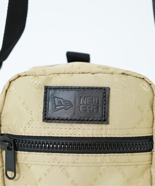 NEW ERA(ニューエラ)の「【NEW ERA/ニューエラ】SHOULDER POUCH(ショルダーバッグ・メンズ・ブラック/ブラック×ホワイト/サンドベージュ・FREE)」の10枚目の写真