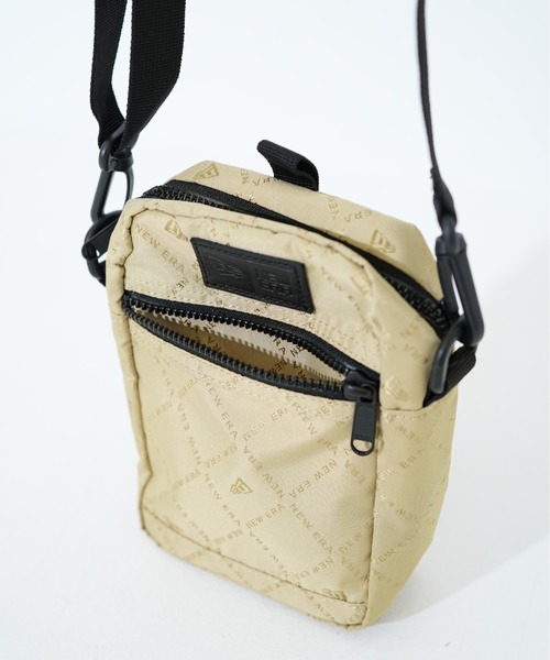 NEW ERA(ニューエラ)の「【NEW ERA/ニューエラ】SHOULDER POUCH(ショルダーバッグ・メンズ・ブラック/ブラック×ホワイト/サンドベージュ・FREE)」の13枚目の写真