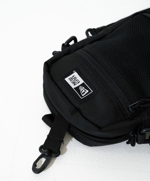 NEW ERA(ニューエラ)の「【NEW ERA/ニューエラ】SHOULDER POUCH(ショルダーバッグ・メンズ・ブラック/ブラック×ホワイト/サンドベージュ・FREE)」の20枚目の写真