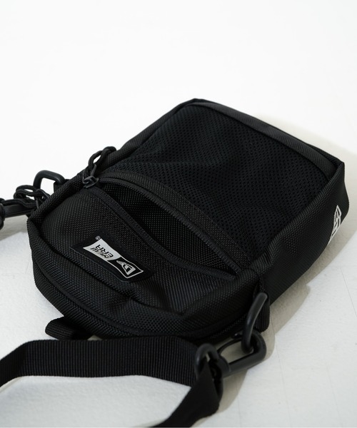 NEW ERA(ニューエラ)の「【NEW ERA/ニューエラ】SHOULDER POUCH(ショルダーバッグ・メンズ・ブラック/ブラック×ホワイト/サンドベージュ・FREE)」の21枚目の写真