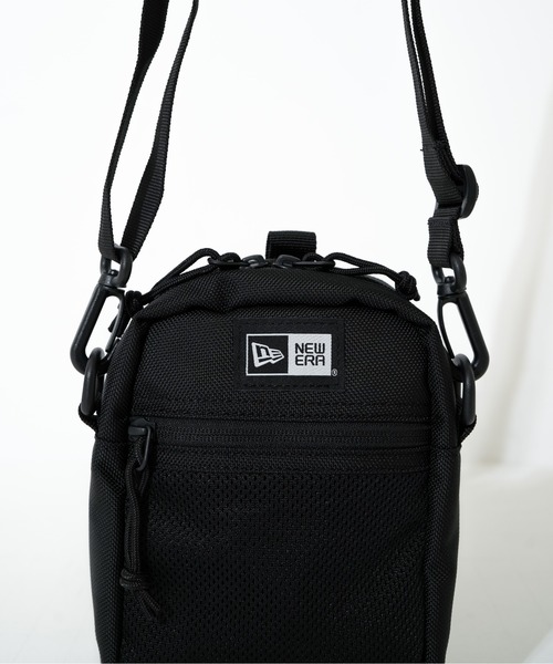 NEW ERA(ニューエラ)の「【NEW ERA/ニューエラ】SHOULDER POUCH(ショルダーバッグ・メンズ・ブラック/ブラック×ホワイト/サンドベージュ・FREE)」の18枚目の写真