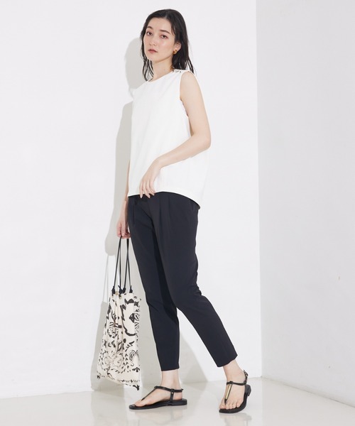 qualite（カリテ）の「【細見え×ウエストカバー】2WAYストレッチタックパンツ/オフィスカジュアル/夏服（スラックス・レディース・グレイッシュベージュ/オフホワイト/ピンク/ブラック/ネイビー・36/34/38/40）」の14枚目の写真