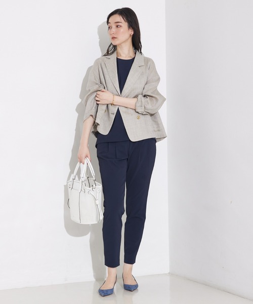 qualite（カリテ）の「【細見え×ウエストカバー】2WAYストレッチタックパンツ/オフィスカジュアル/夏服（スラックス・レディース・グレイッシュベージュ/オフホワイト/ピンク/ブラック/ネイビー・36/34/38/40）」の9枚目の写真