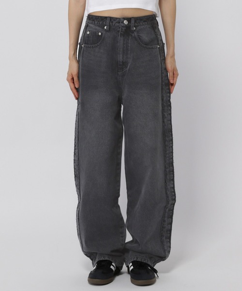 3.3 Field Trip (3.3フィールドトリップ)の「【UNISEX】3.3 Field Trip/サイドフリンジパンツ(デニムパンツ・レディース・ブルー/ブラック・MEDIUM/LARGE/SMALL)」の12枚目の写真