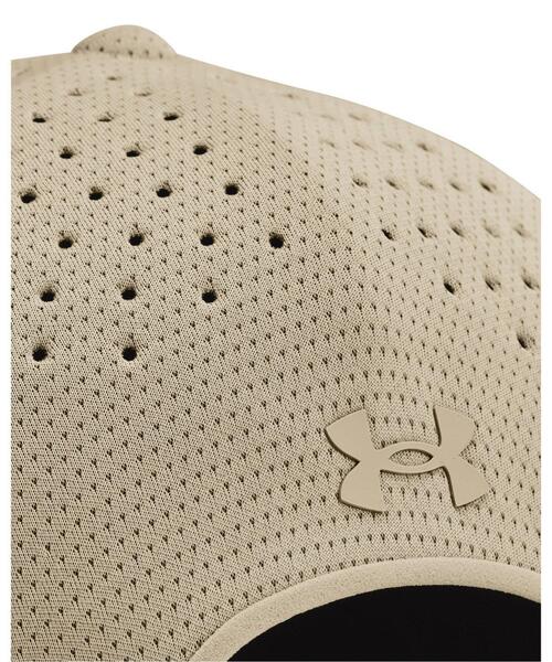 UNDER ARMOUR(アンダーアーマー)の「UAステルス フォーム アンクラッシャブル キャップ(ライフスタイル/メンズ/レディース)(キャップ・レディース・ベージュ・M-L/L-XL/S-M/XXL)」の13枚目の写真